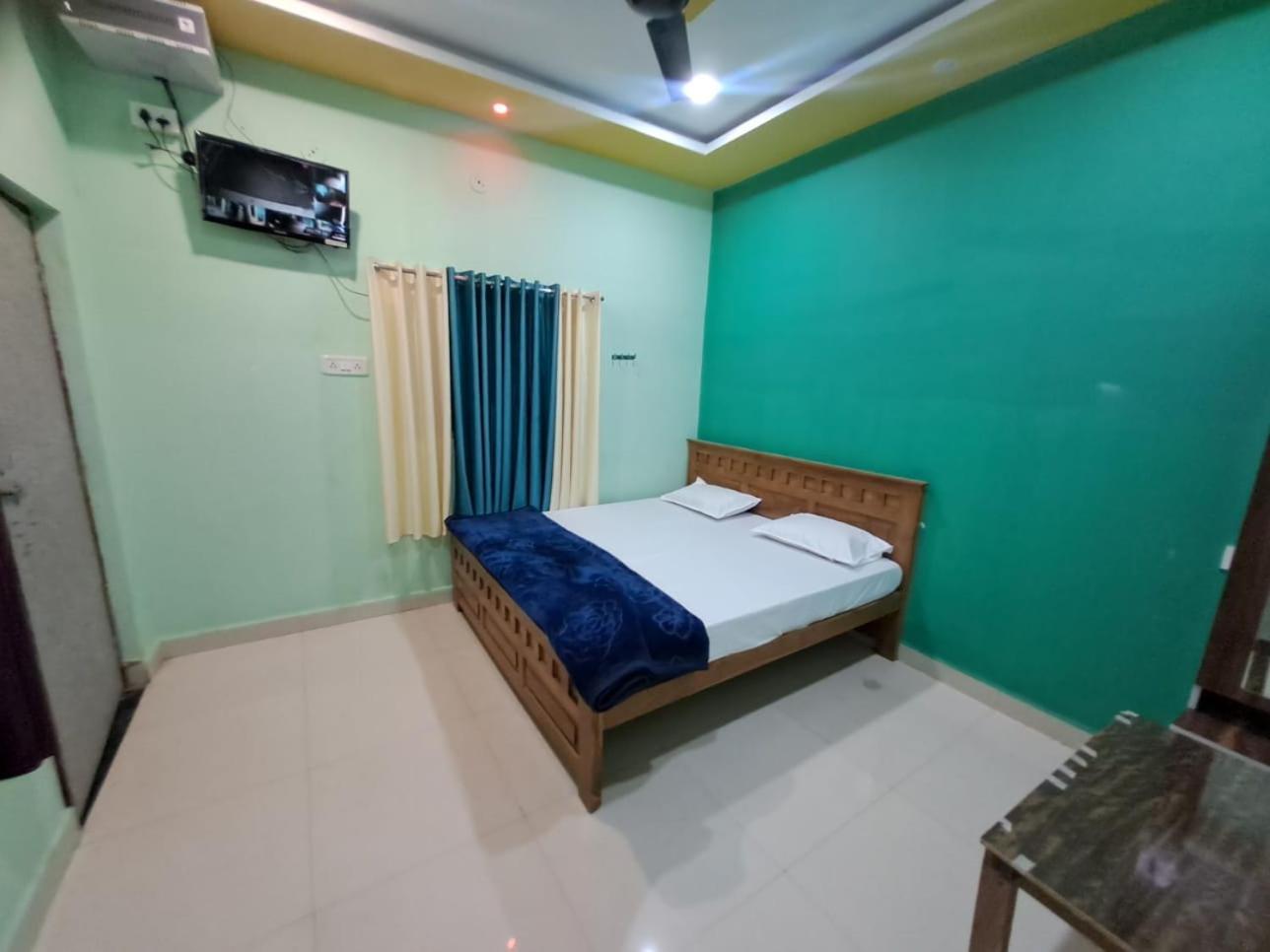 Utsav Lodge And Mangal Bhavan Pipariā Zewnętrze zdjęcie